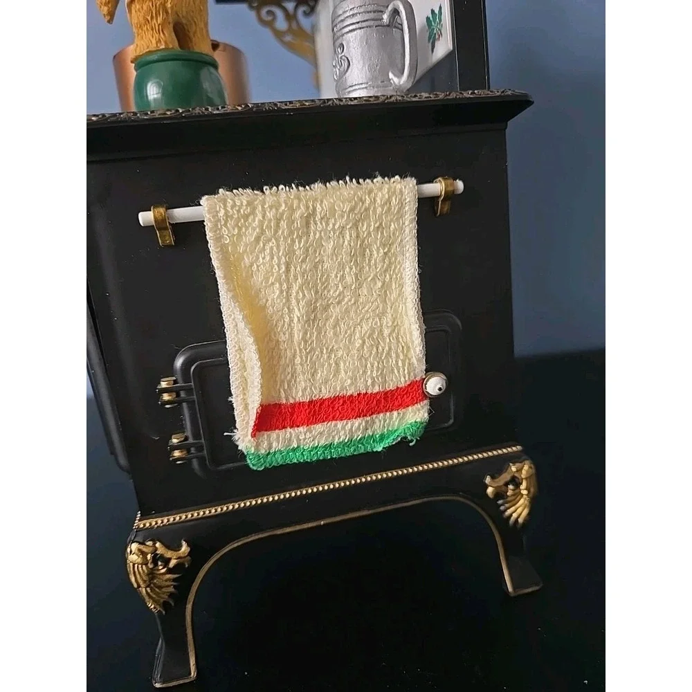 1998‎ Mr Christmas Cooking For Christmas Animated Musical Stove Songs Cookie Jar